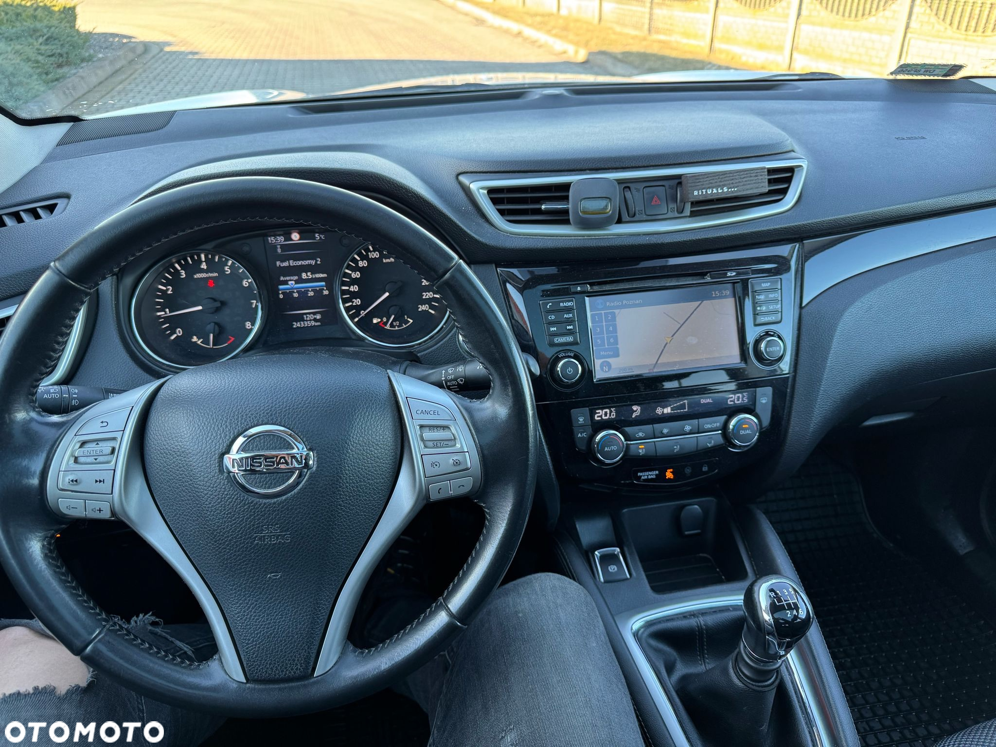 Nissan Qashqai 1.2 DIG-T N-Tec - 16