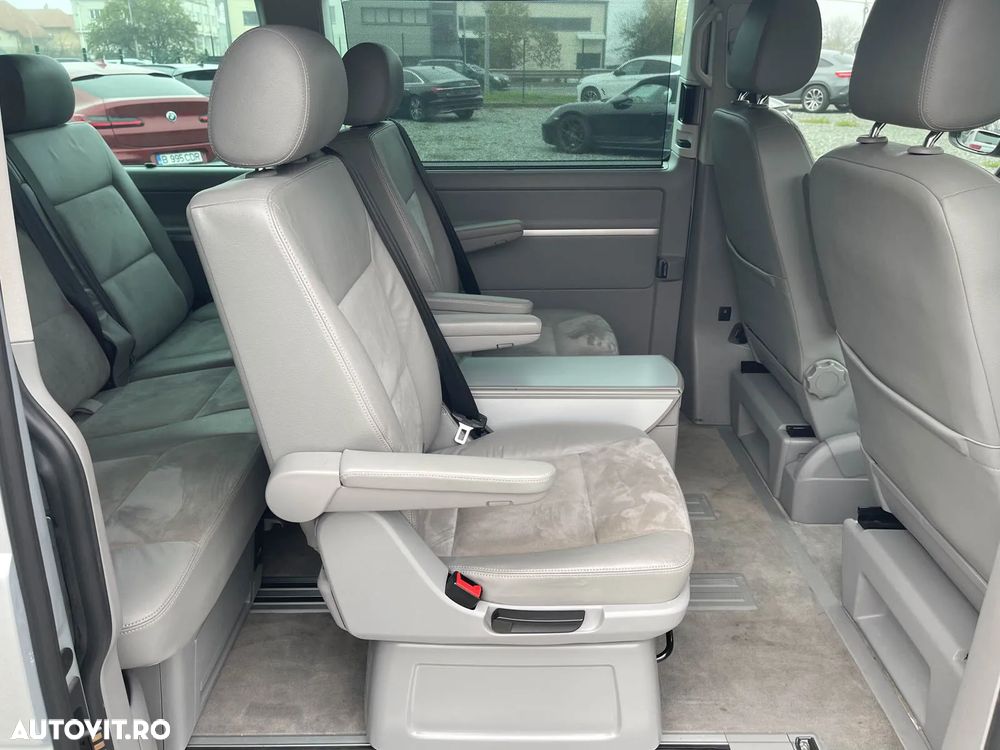 Volkswagen Multivan - 9