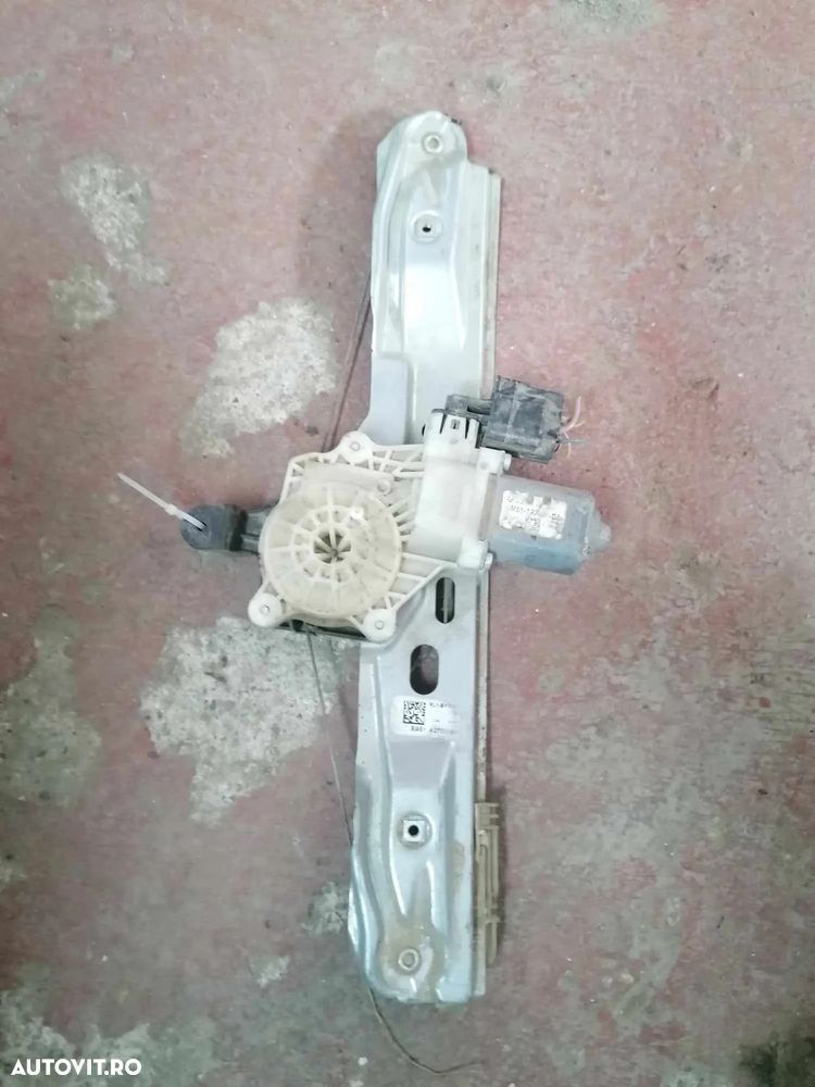 Macara + Motoras Geam STANGA/ Dreapta Spate Ford Focus 3 BM51-A27000-BA  BM51A27000BA