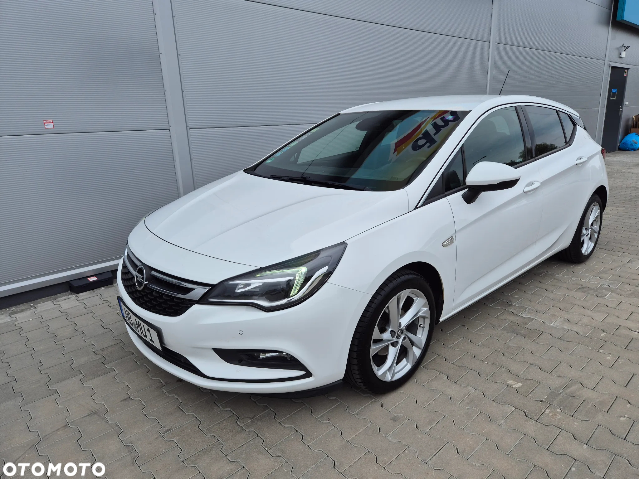 Opel Astra 1.4 Turbo Innovation - 13