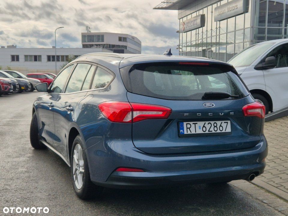 Ford Focus - 4