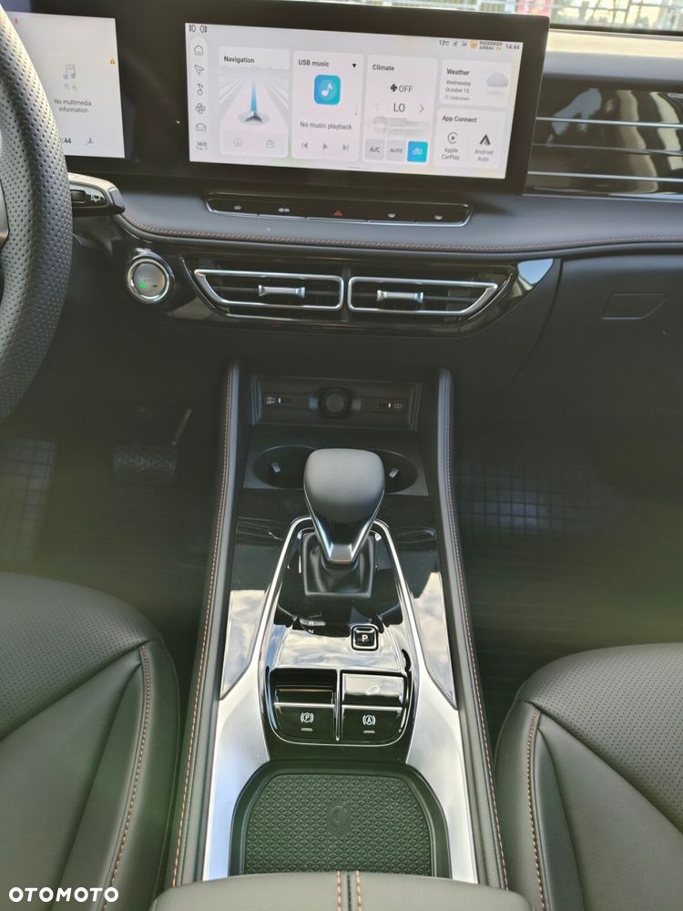 MG HS 1.5 T-GDI Exclusive DCT - 18