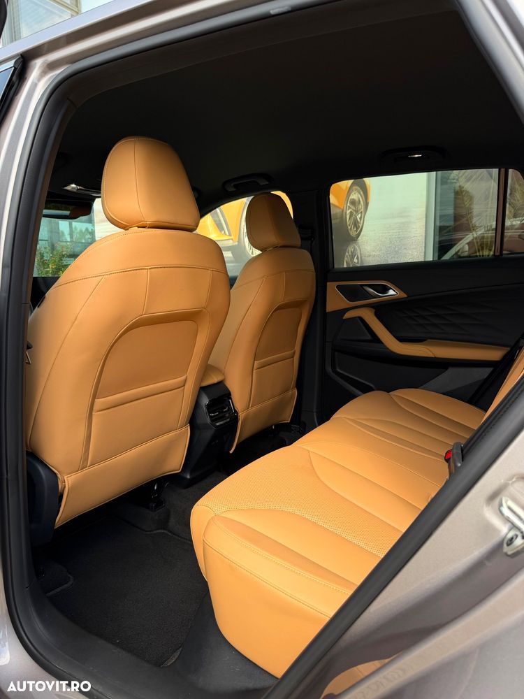 MG HS 1.5 T-GDi HEV Exclusive - 16