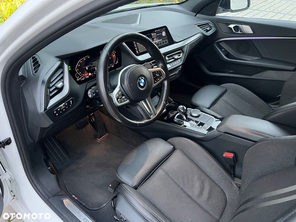 BMW Seria 1 - 17