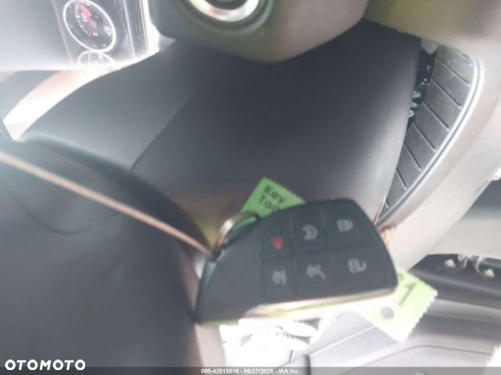 Chevrolet Tahoe - 13