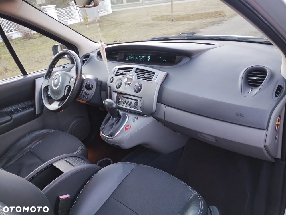 Renault Scenic 1.6 16V Authentique Privilege - 14