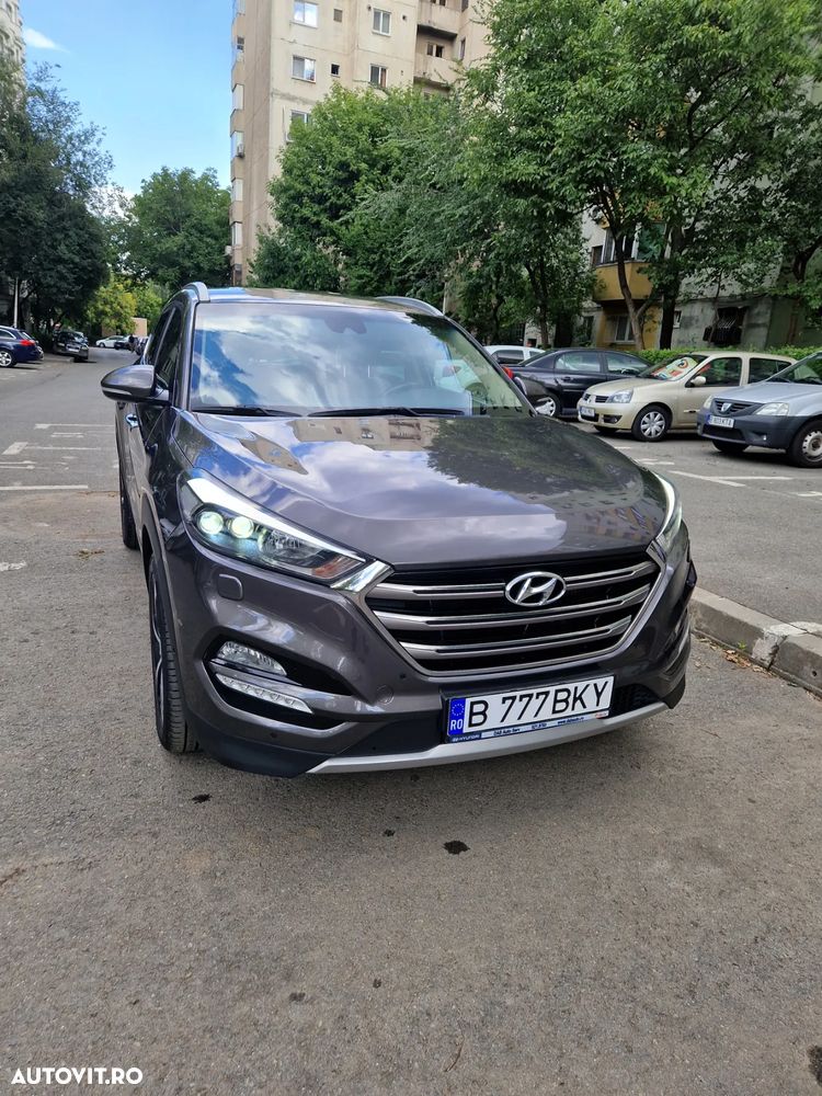 Hyundai Tucson - 2