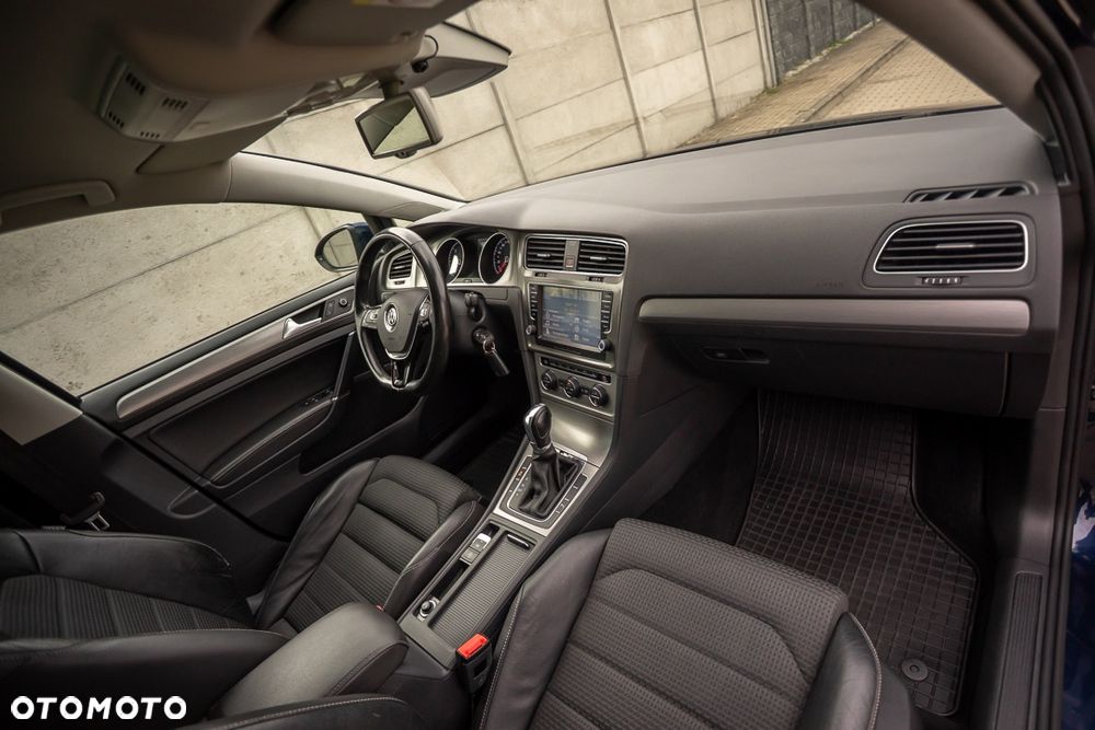 Volkswagen Golf Variant 2.0 TDI SCR DSG Comfortline - 32