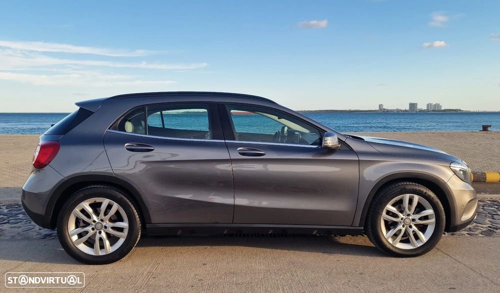 Mercedes-Benz GLA 200 CDi Urban Aut. - 4