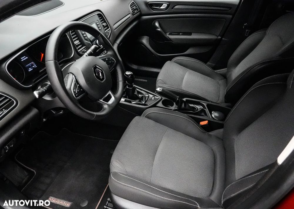 Renault Megane TCE GPF Life - 12