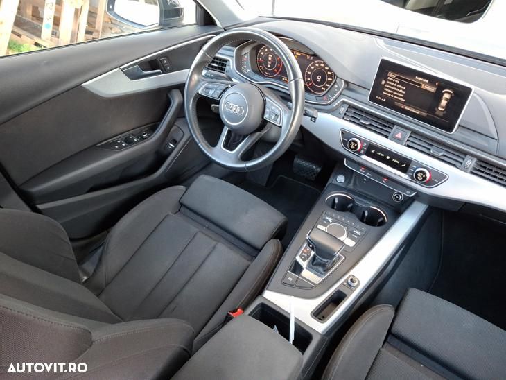 Audi A4 35 TFSI S tronic S line - 18