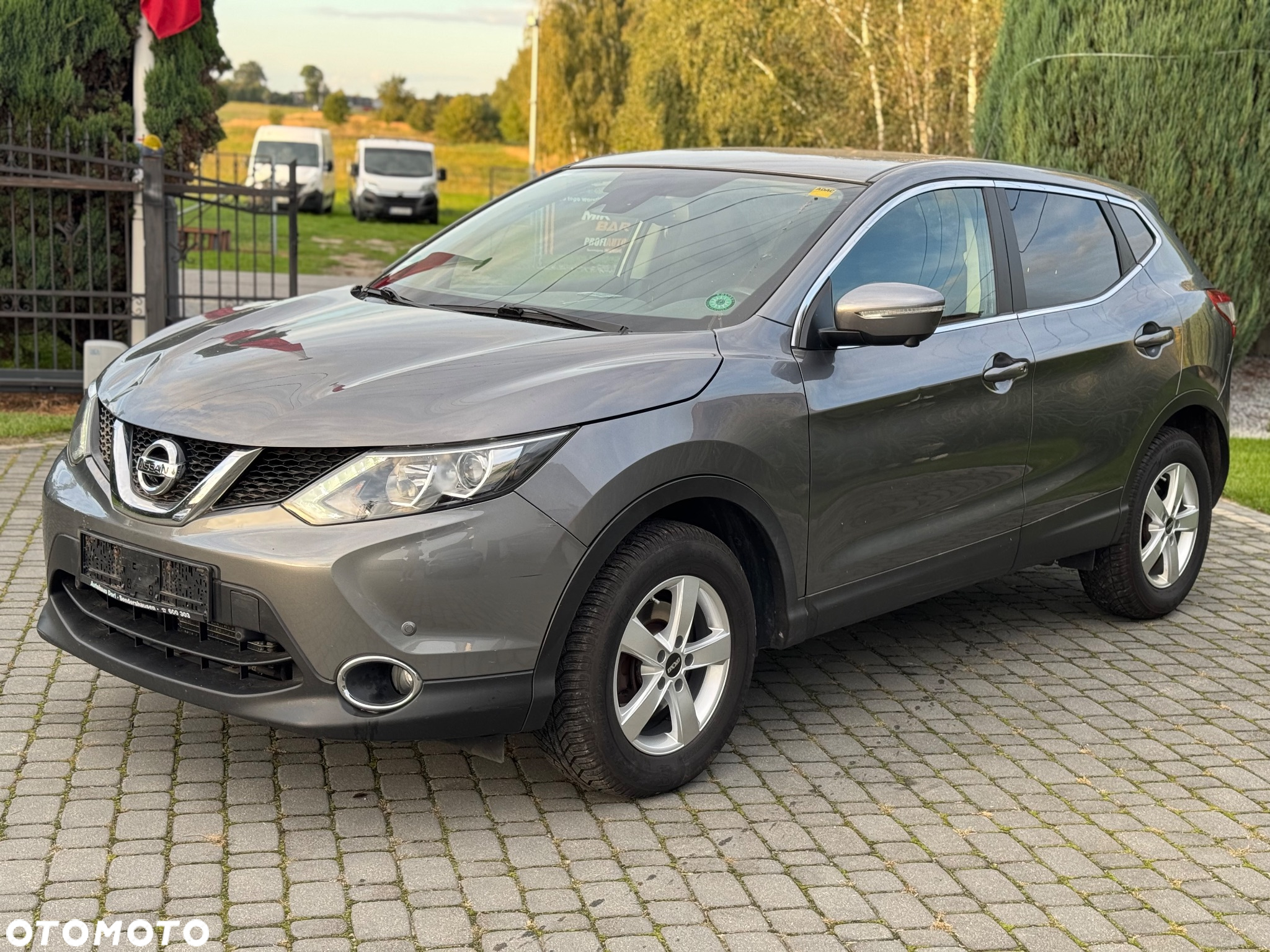 Nissan Qashqai - 4