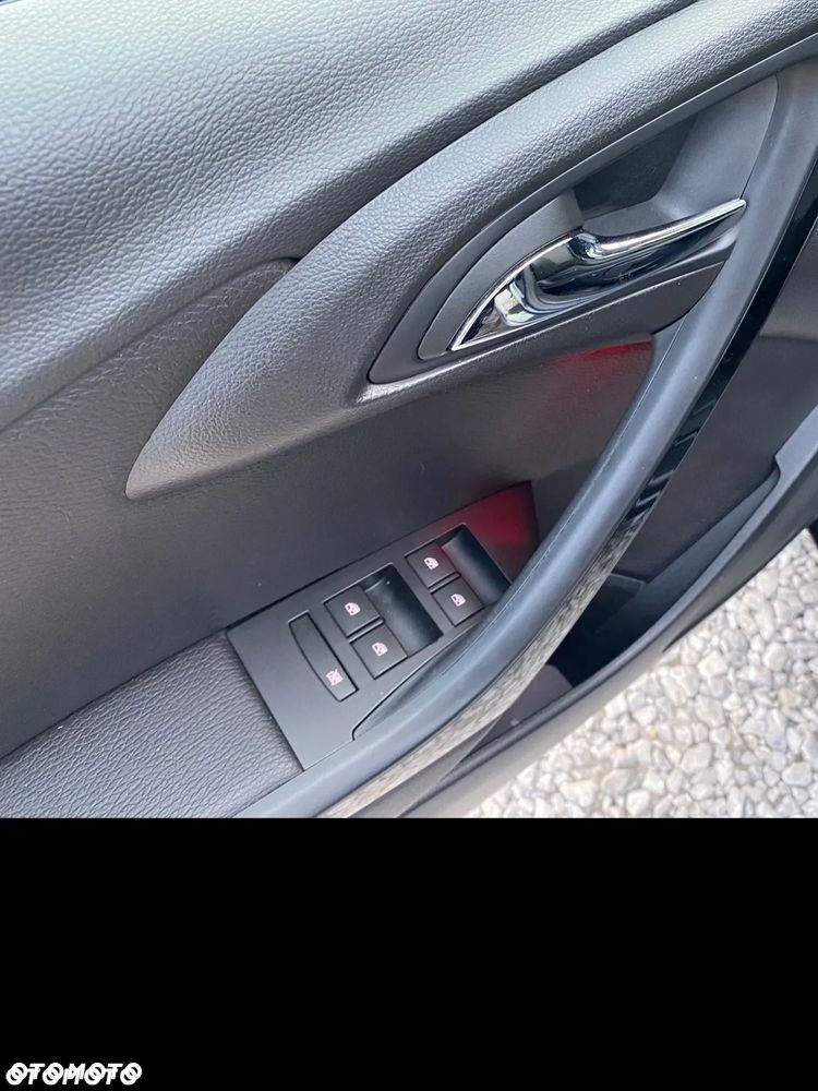 Opel Astra 1.4 Turbo Sports Tourer Exklusiv - 18