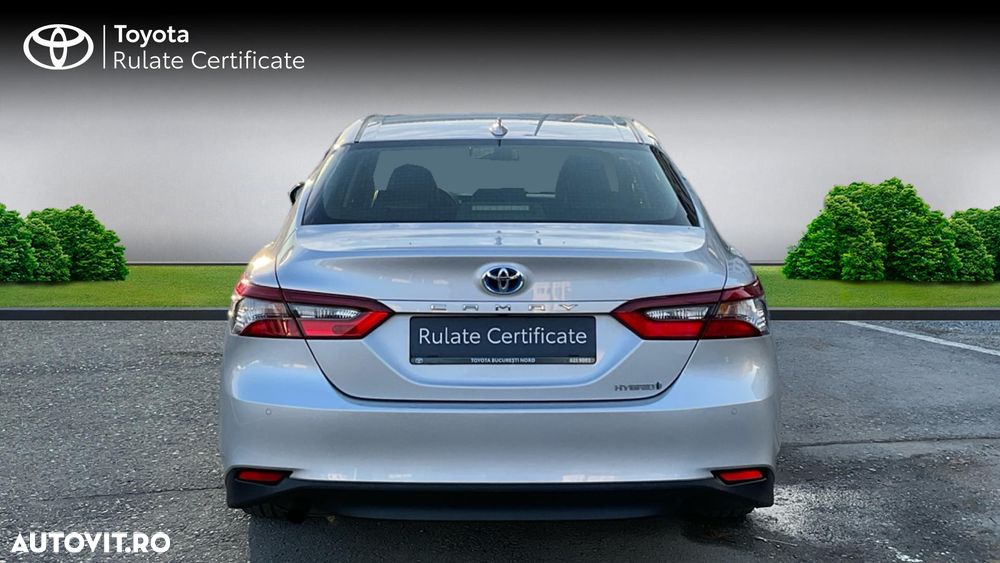 Toyota Camry 2.5 Hybrid Business - 2