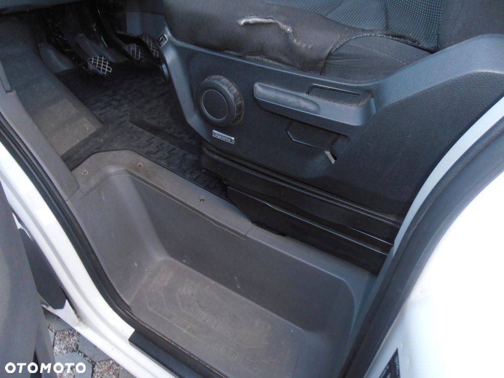 Volkswagen Crafter - 9
