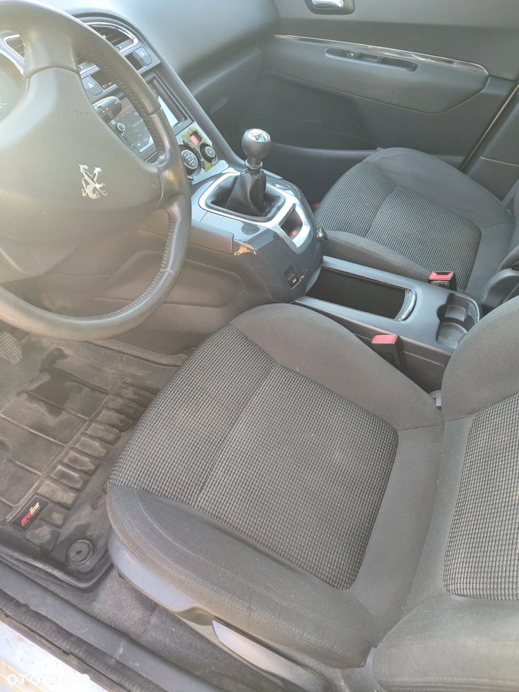 Peugeot 5008 HDI 115 Business-Line - 19