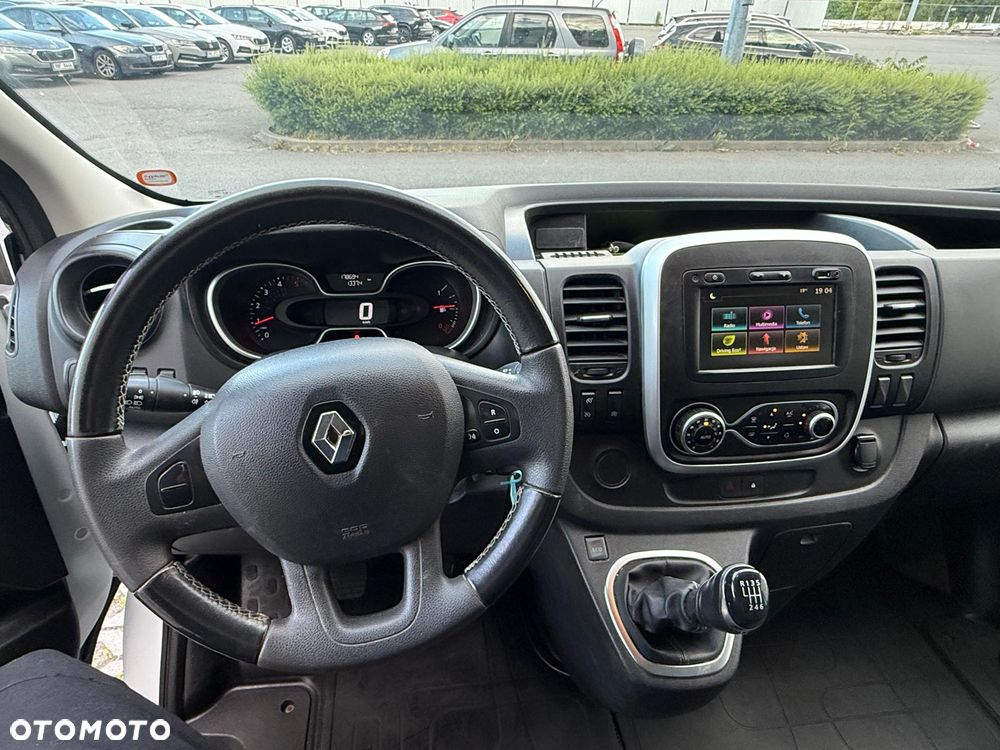 Renault Trafic - 12
