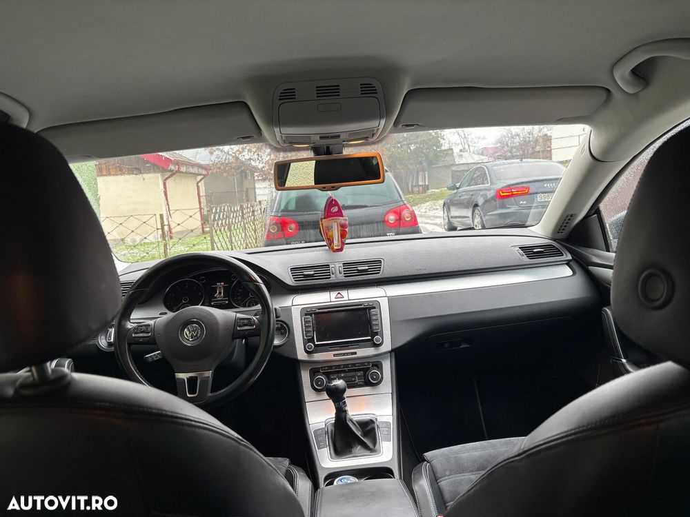 Volkswagen Passat - 5