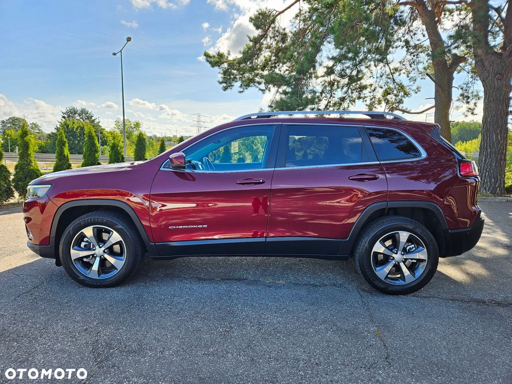 Jeep Cherokee - 3