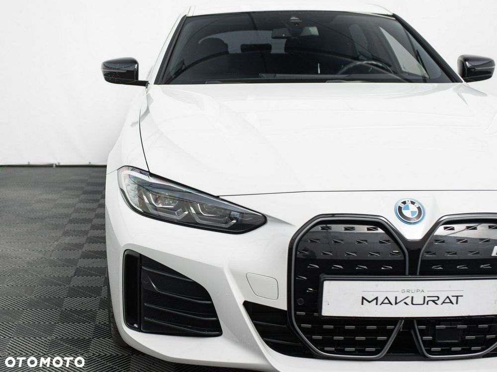 BMW i4 - 9