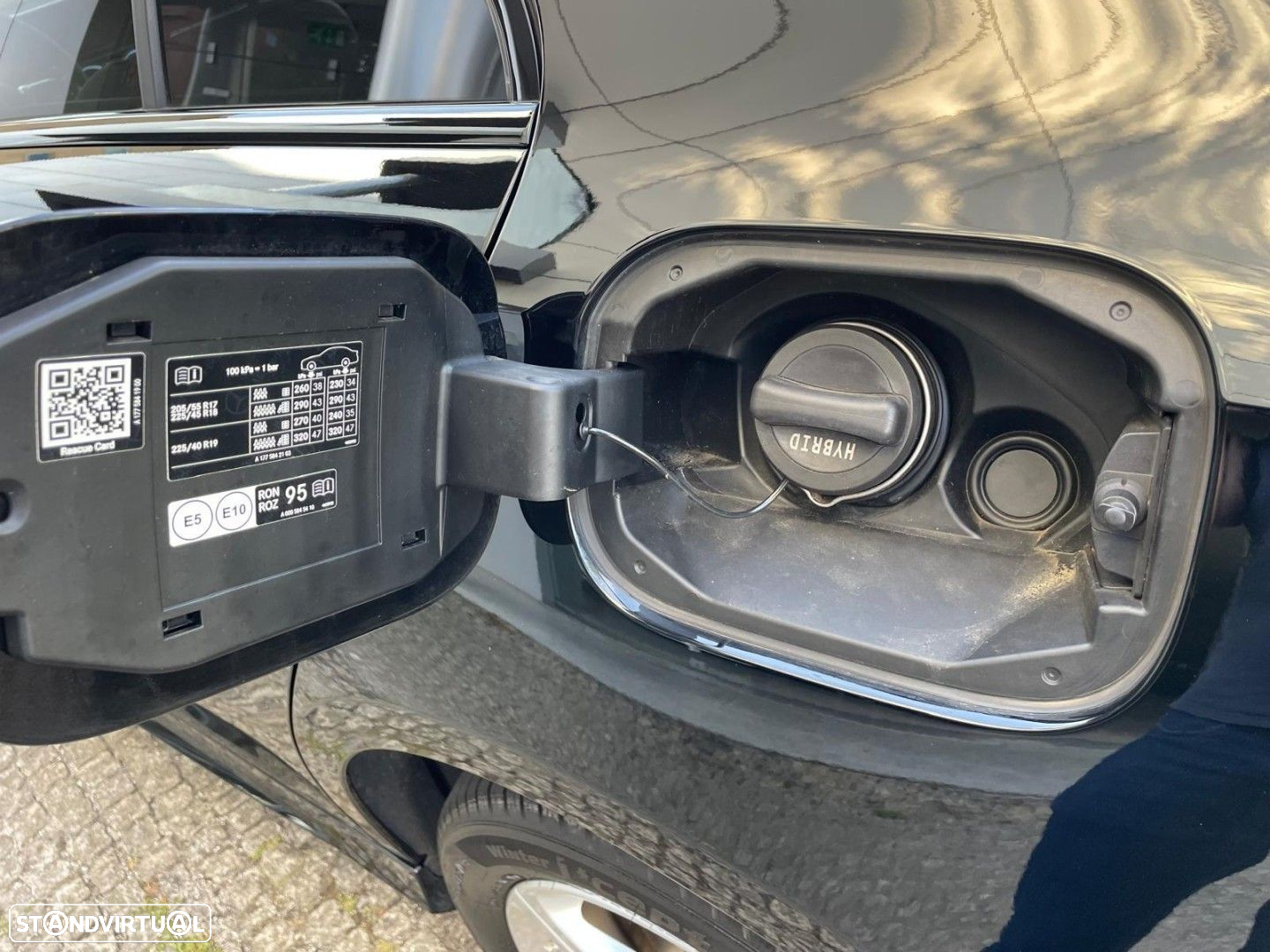 Mercedes-Benz A 250 Limousine e AMG Line - 32