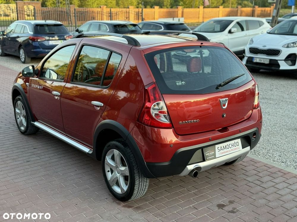 Dacia Sandero Stepway 1.6 - 11