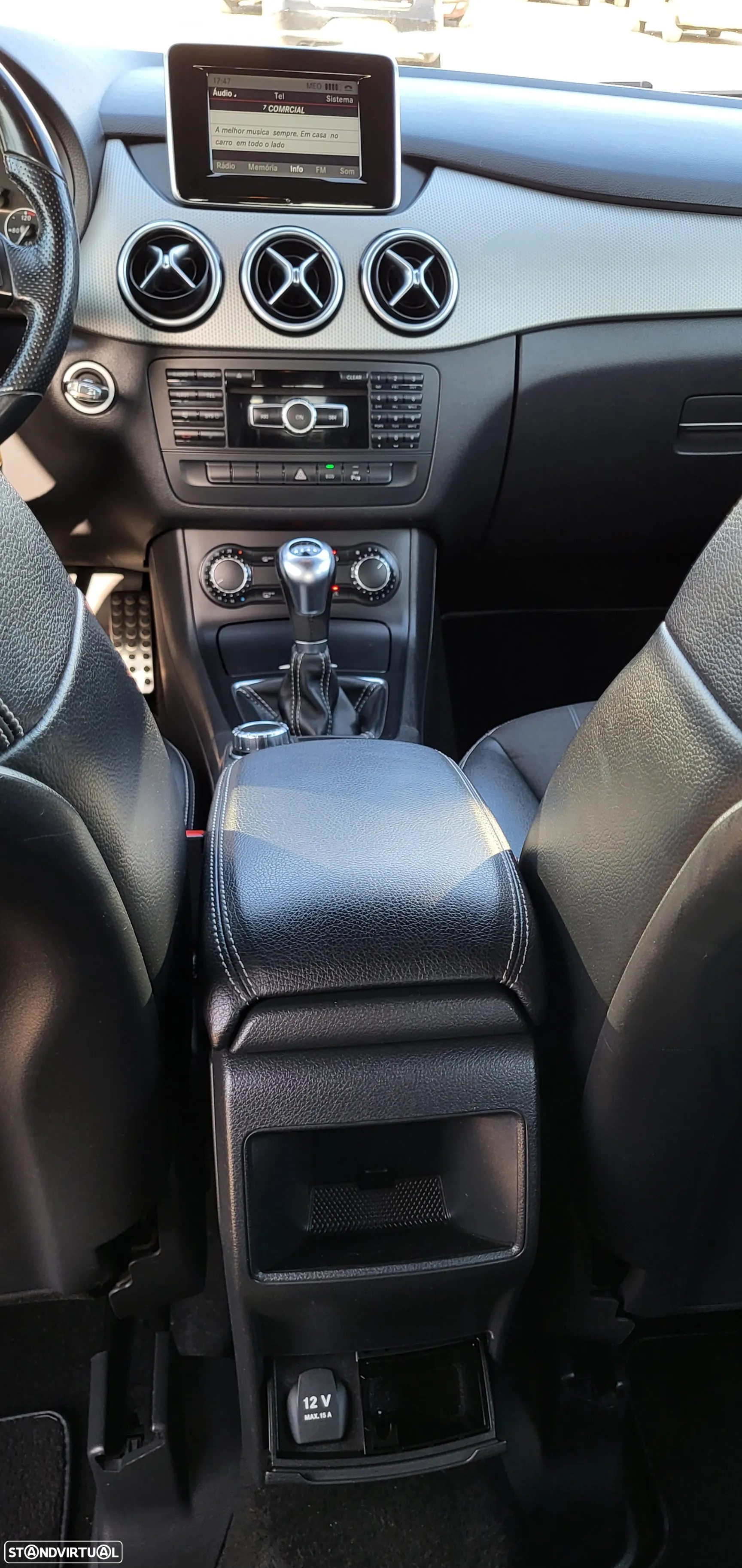 Mercedes-Benz B 180 - 12