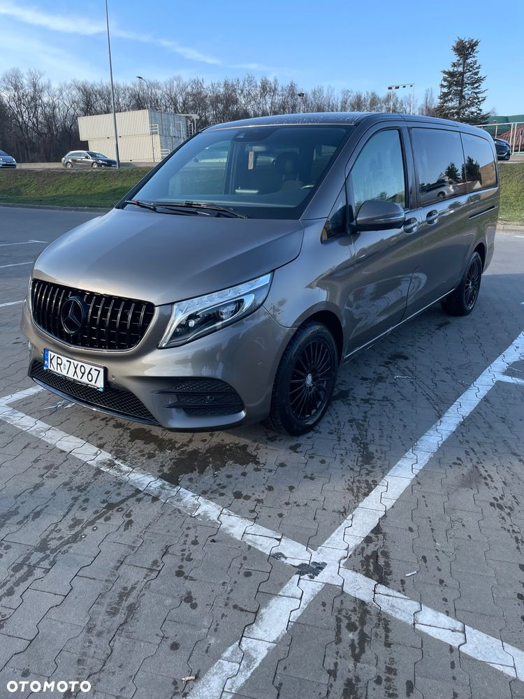 Mercedes-Benz Klasa V 250 d 4-Matic 7G-Tronic - 16