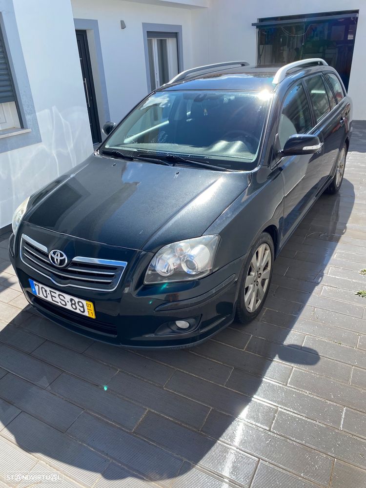 Toyota Avensis SW 2.0 D-4D - 5