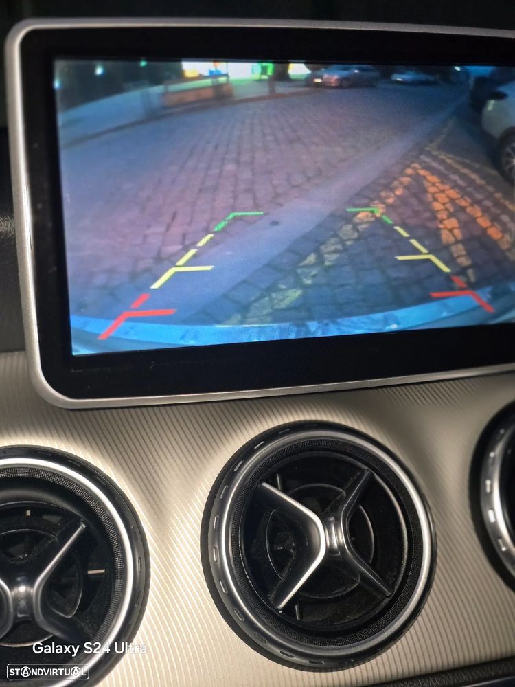 Mercedes-Benz GLA 180 CDI - 13