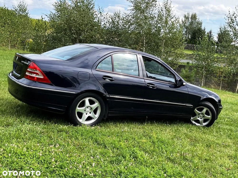 Mercedes-Benz Klasa C 200 Kompressor Avantgarde - 3