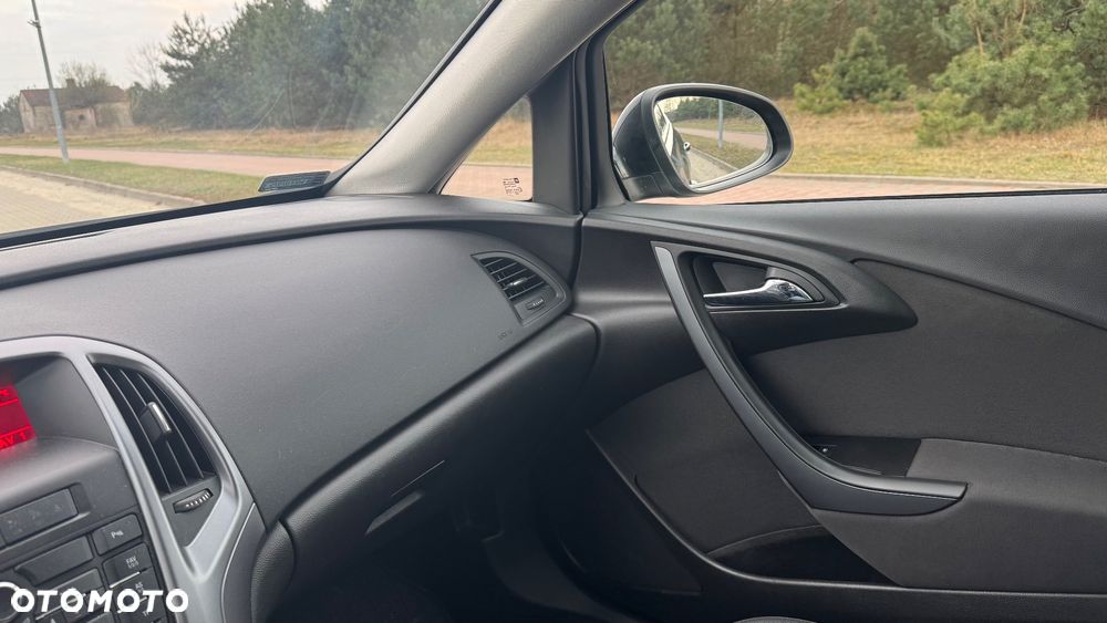 Opel Astra 1.4 T Executive EU6 - 10