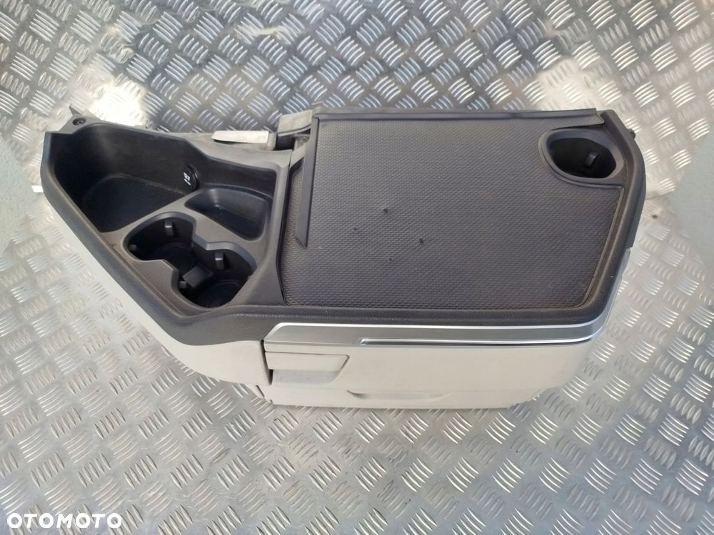 PÓŁKA SZUFLADA KOKPITU NA TUNEL ŚRODKOWY SCANIA R NTG - 3