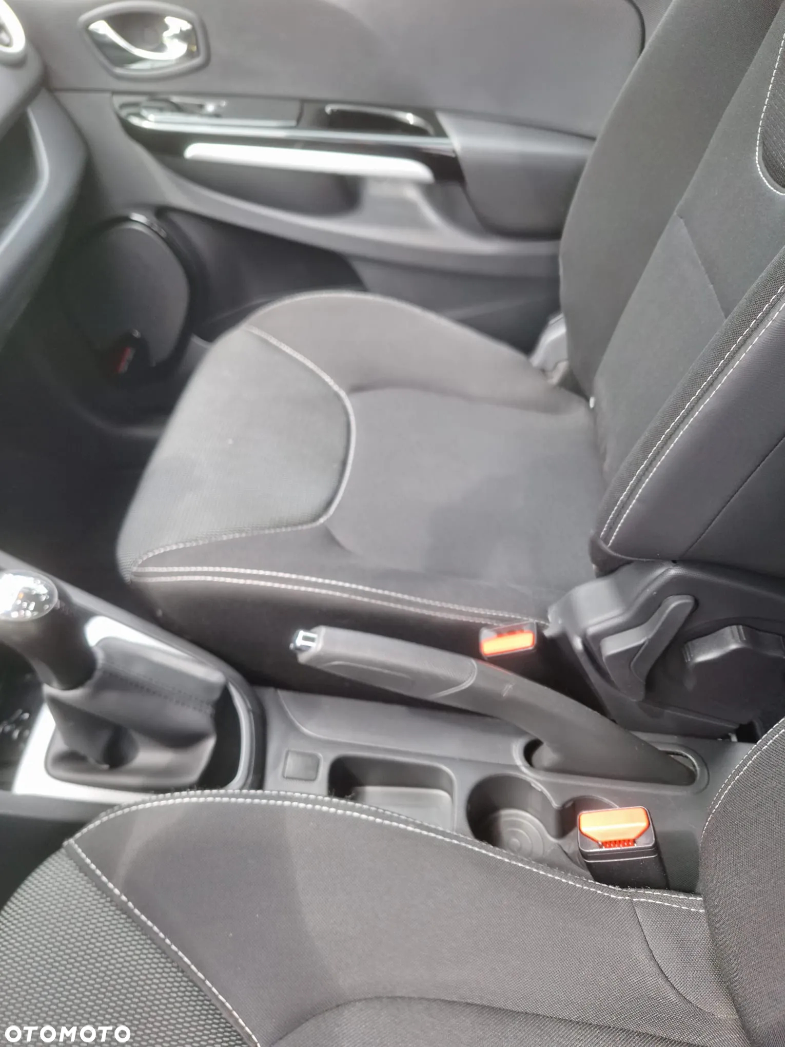 Renault Clio (Energy) TCe 90 Bose Edition - 21