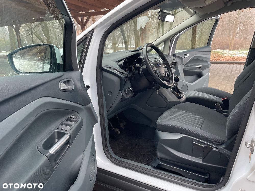 Ford Grand C-MAX 2.0 TDCi Business Edition - 23