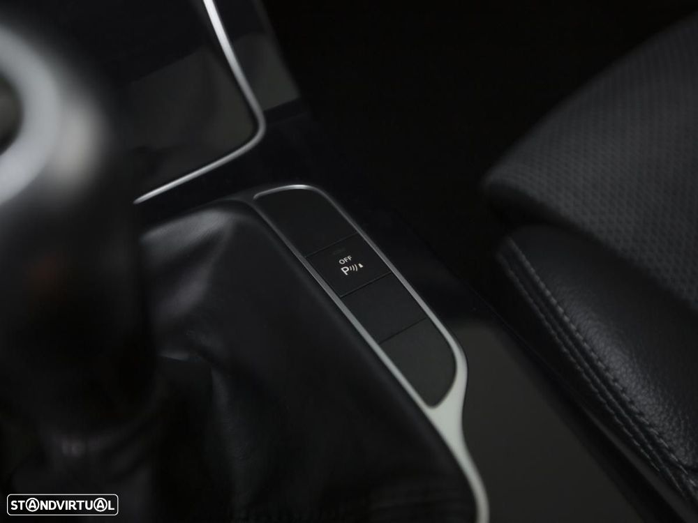 Mercedes-Benz C 200 - 22