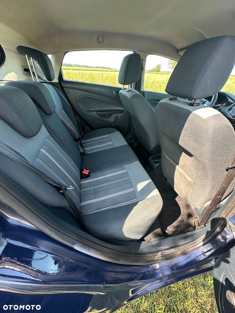Ford Fiesta 1.4 TDCi Ambiente - 11