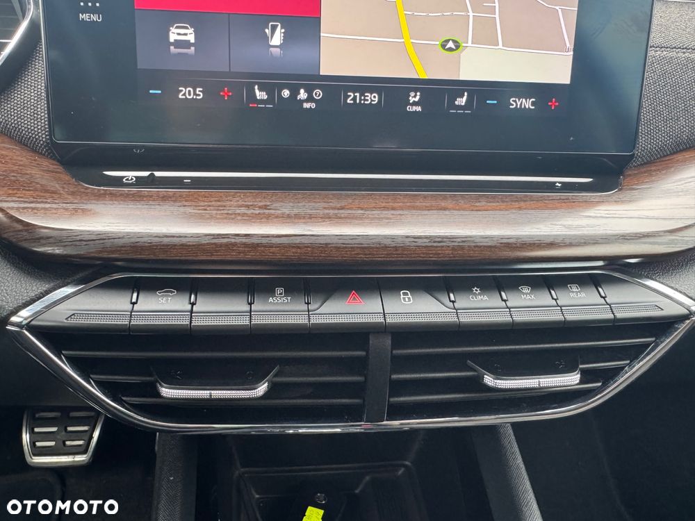 Skoda Octavia 2.0 TDI 4x4 Scout DSG - 23