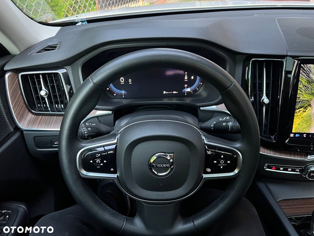 Volvo XC 60 B5 B Geartronic Momentum Pro - 28