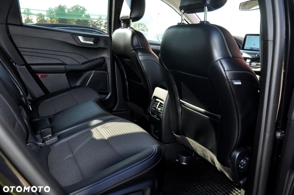 Ford Kuga 2.5 Duratec FHEV 4x4 COOL&CONNECT - 31