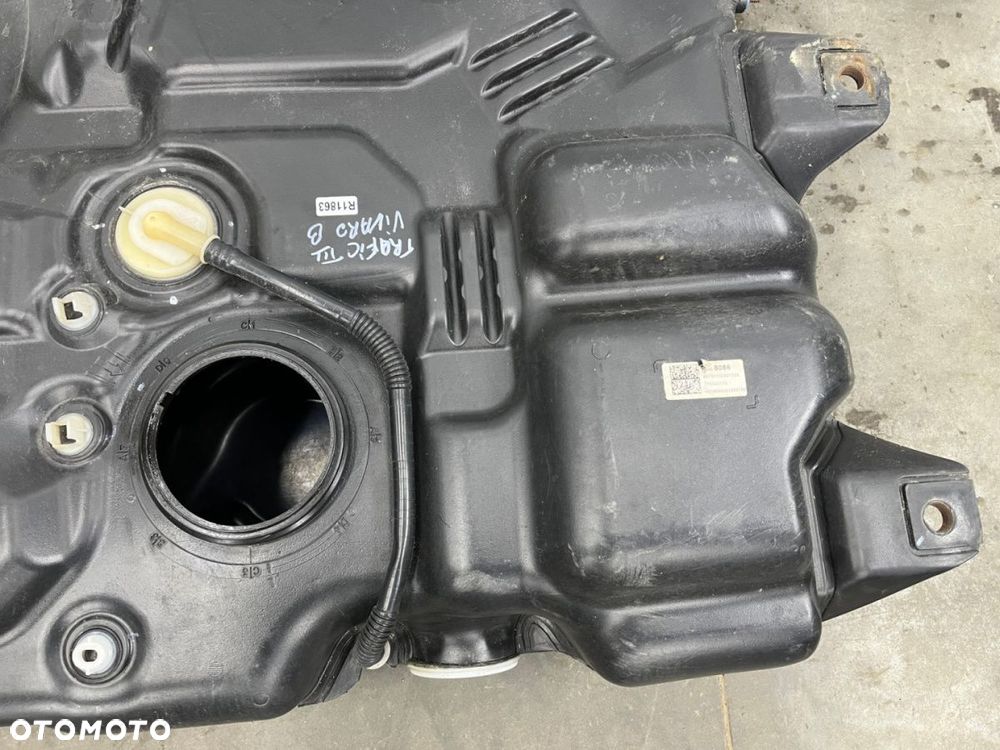 Zbiornik paliwa Renault Trafic III 3 Vivaro B Primastar II NV300 Talento bak 172017757r 9345804 - 4