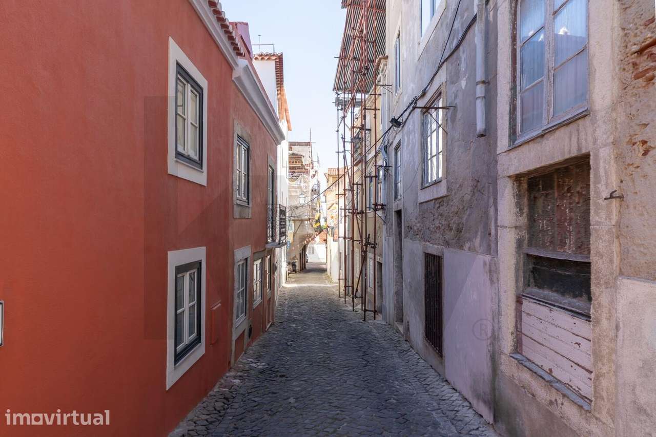 Prédio Histórico para Reabilitação Total no Castelo – Rua do Recolhime - Grande imagem: 5/17