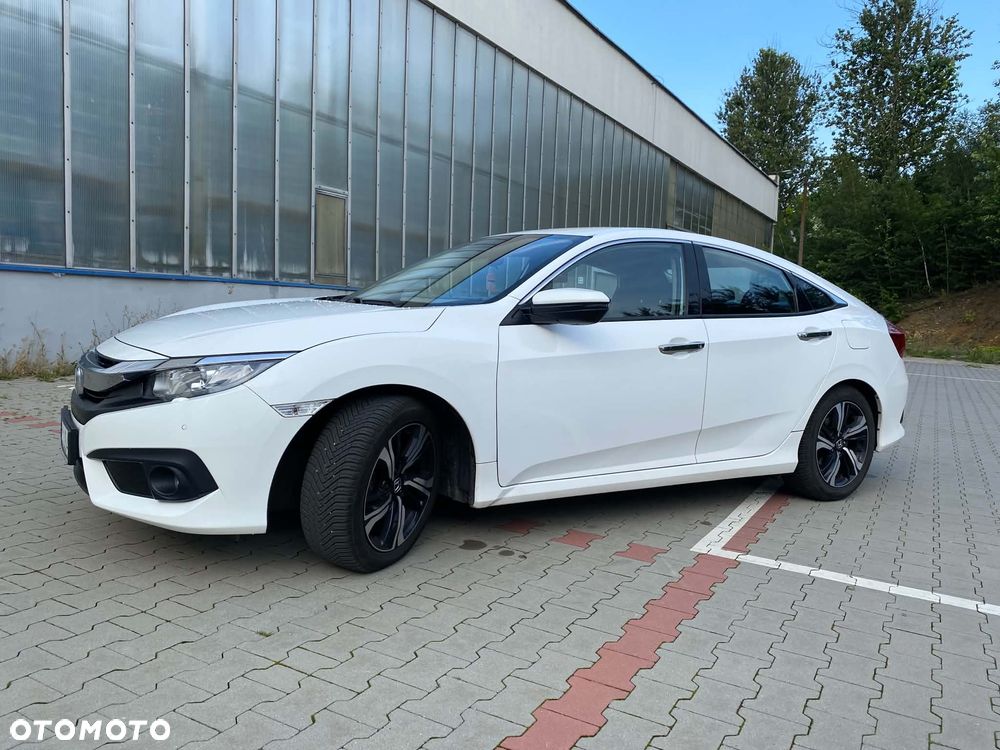 Honda Civic 1.5 T Elegance - 1