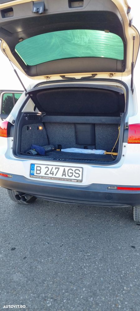 Volkswagen Tiguan 2.0 TDI 4Motion Track & Style - 10