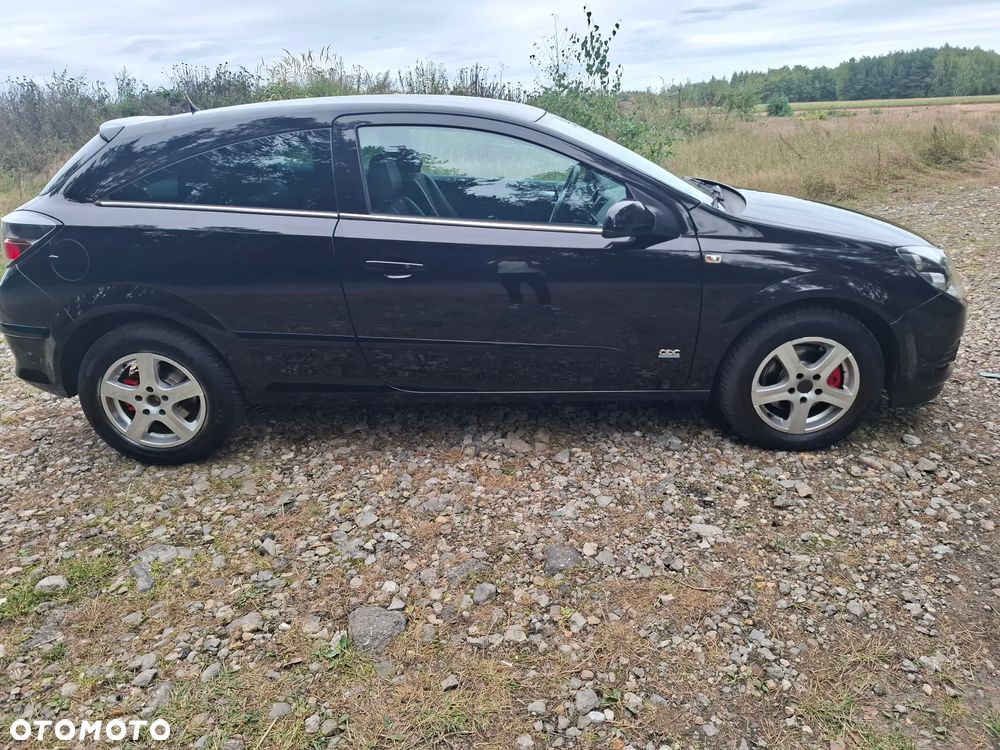Opel Astra GTC 1.6 - 3