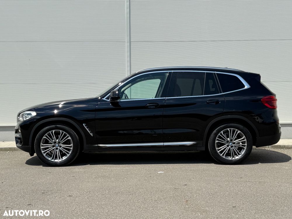 BMW X3 xDrive20d AT Luxury Line - 9