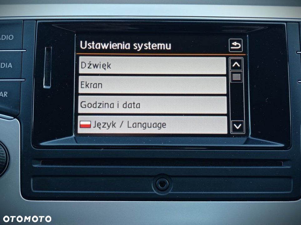 Volkswagen Passat - 37