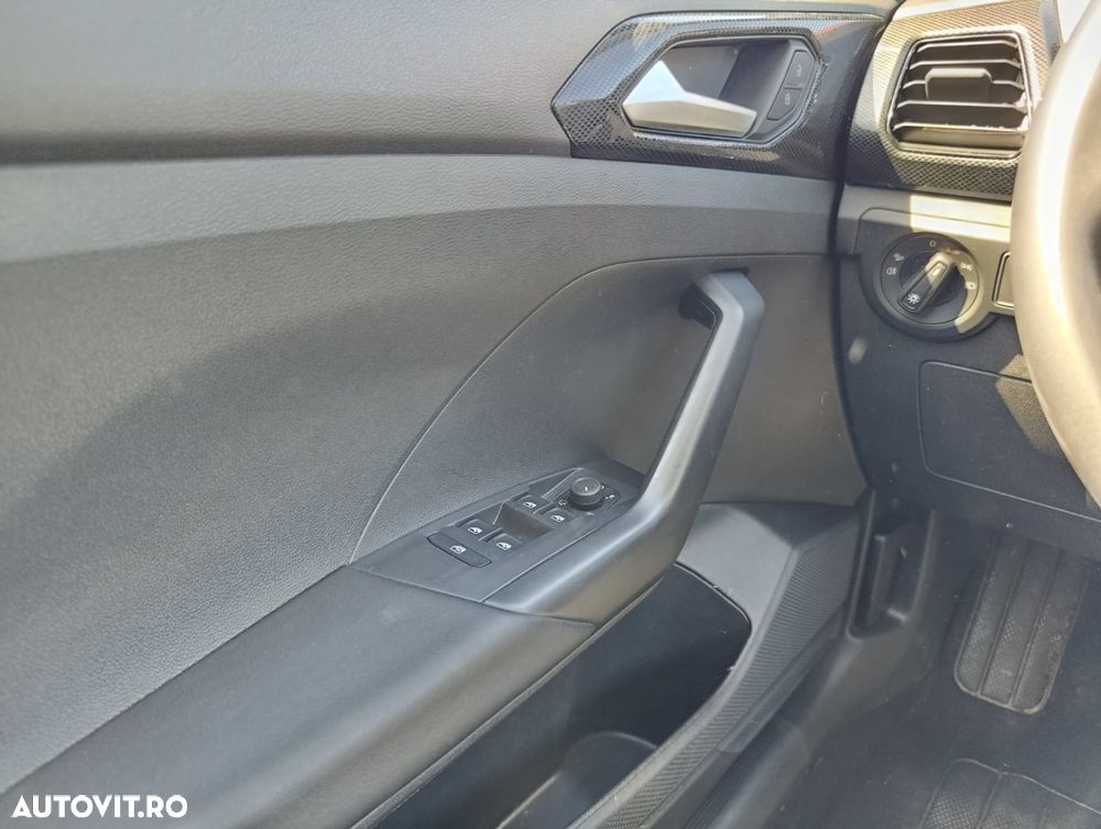 Volkswagen T-Cross 1.0 TSI DSG Advanced - 14
