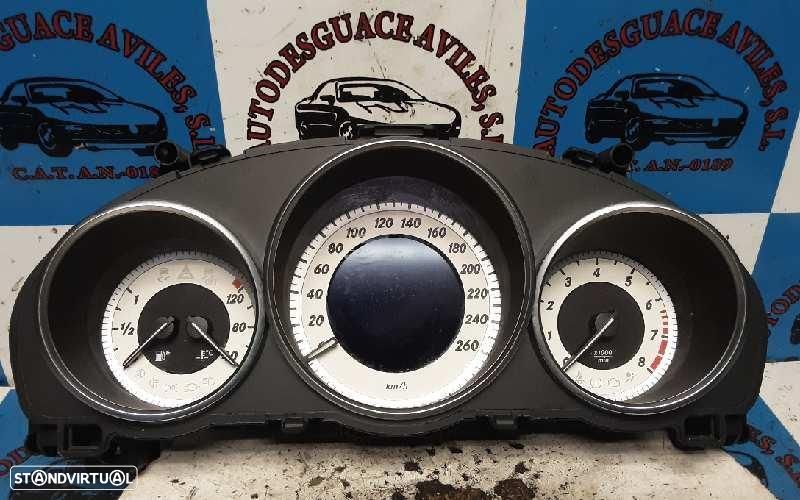 QUADRANTE MERCEDES-BENZ CLASE E BM 212 LIM. - 1