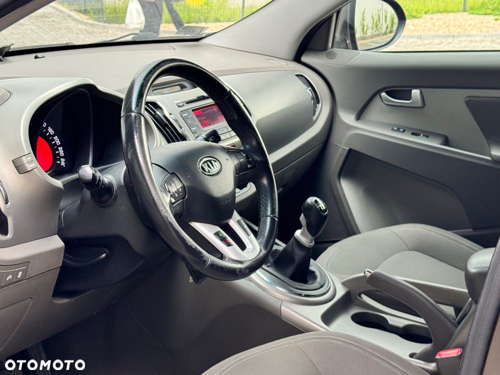 Kia Sportage - 16